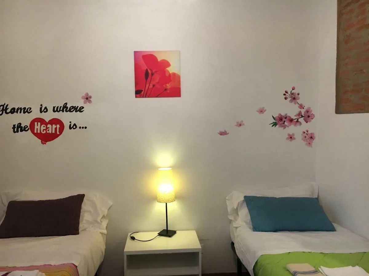 La Casa Fiorentina Otel Floransa Konukevi